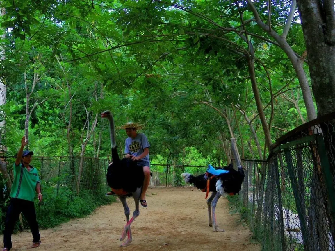 Hoang Son Hotel Nha Trang Vietnam
