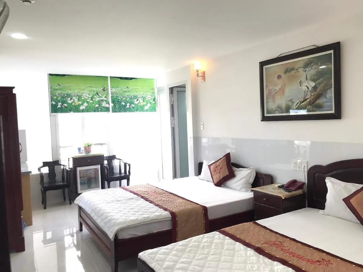 Hoang Son Hotel Нячанг Хостел