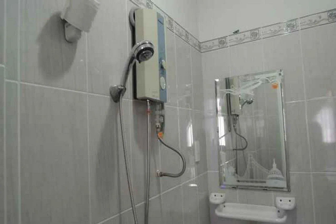 Hoang Son Hotel Нячанг Хостел